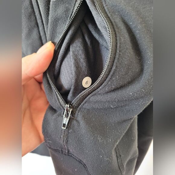 Lululemon In Stride Jacket Luon Black Size 6 Running Activewear Sporty Full Zip - Picture 6 of 8